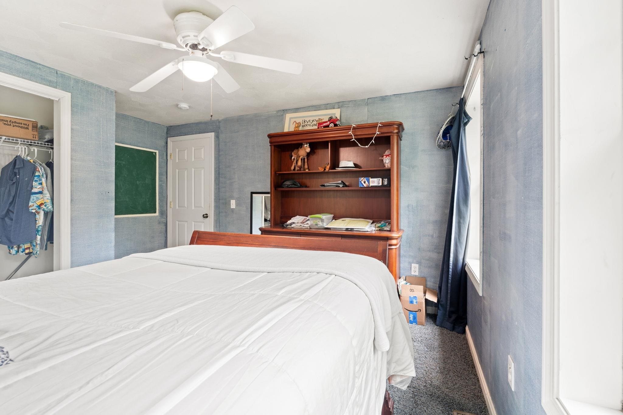 Londonderry, New Hampshire, 03053, United States, ,Residential,For Sale,1916395