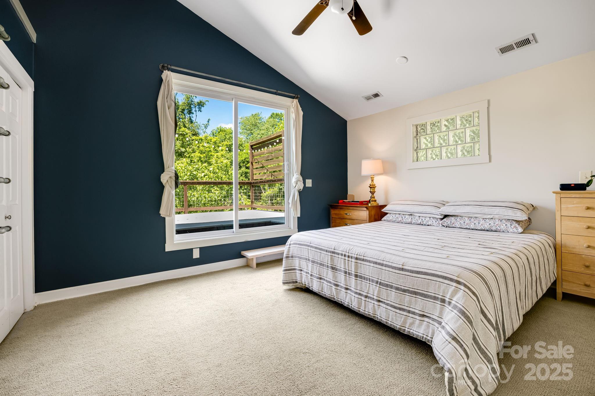 Asheville, North Carolina, 28804, United States, 4 Bedrooms Bedrooms, ,2 BathroomsBathrooms,Residential,For Sale,1944815