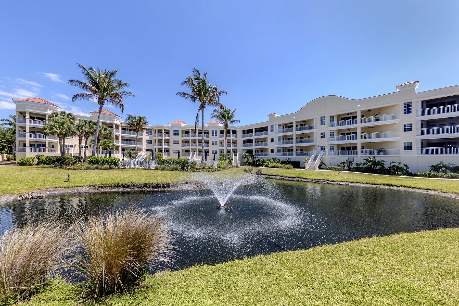  VILLAS AT BELLAGIO HARBOR VILLAGE - 物件實景