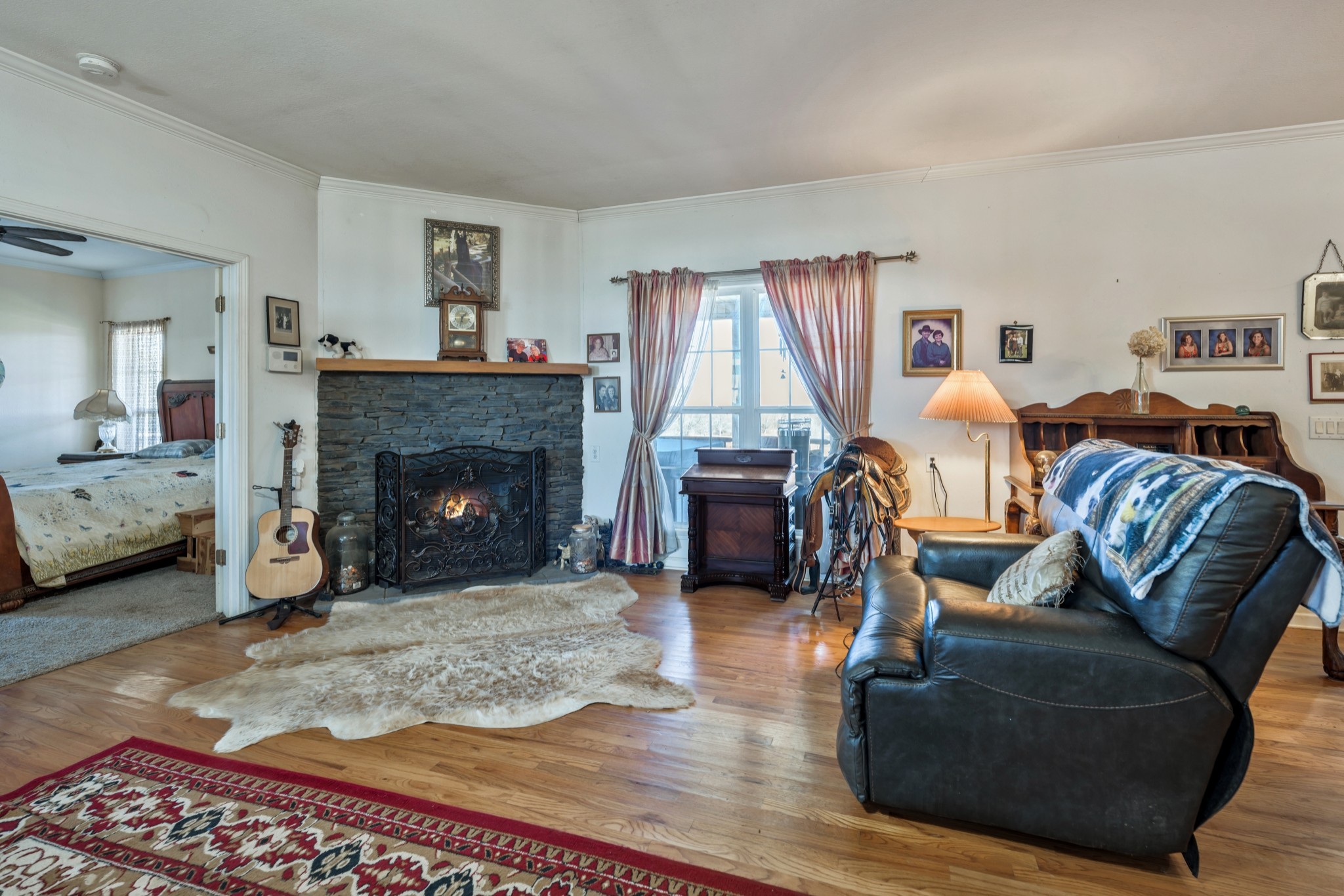 Lawrenceburg, Tennessee, 38464, United States, 3 Bedrooms Bedrooms, ,2 BathroomsBathrooms,Residential,For Sale,1940274