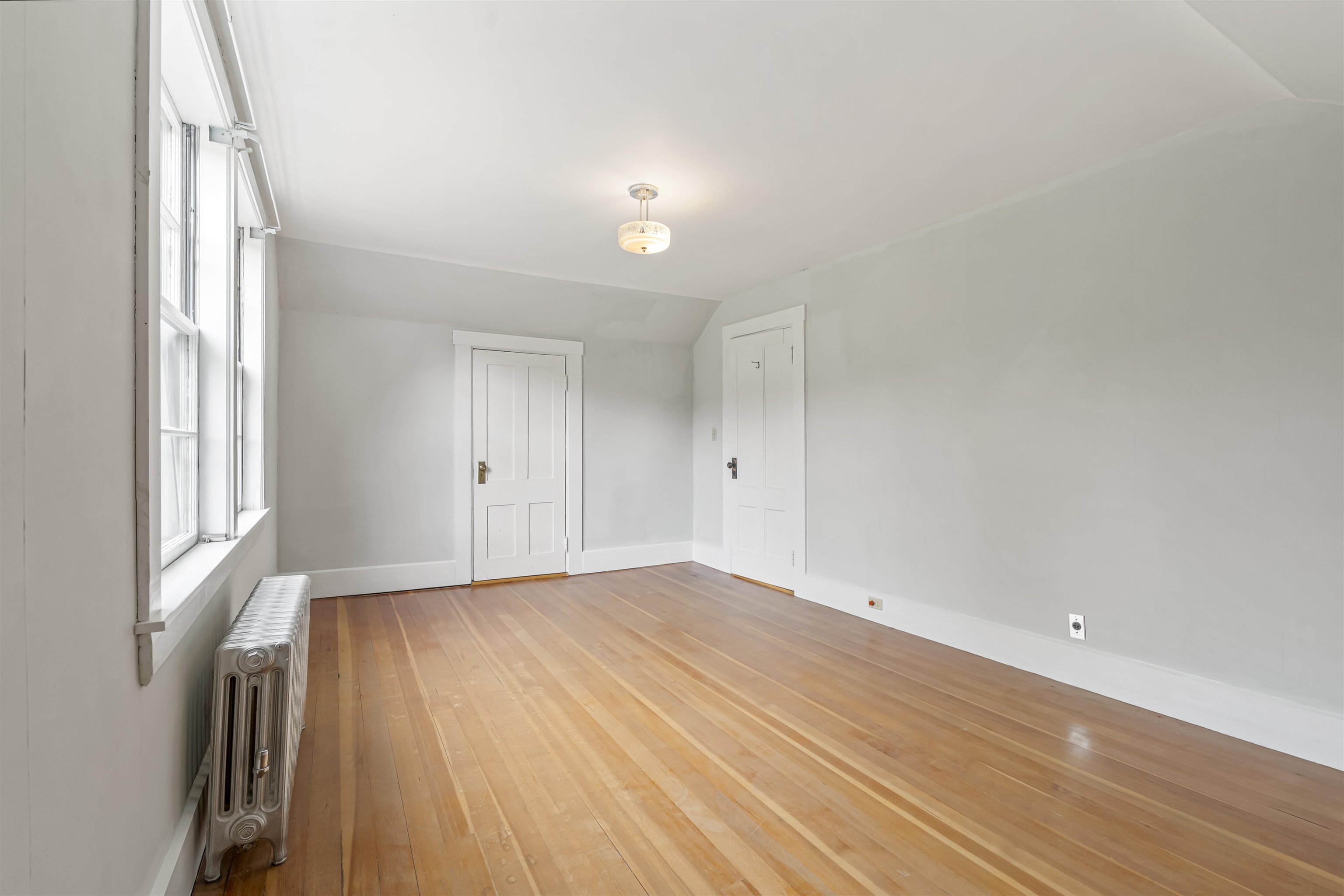 Limerick, Maine, 04048, United States, 4 Bedrooms Bedrooms, ,2 BathroomsBathrooms,Residential,For Sale,1983800