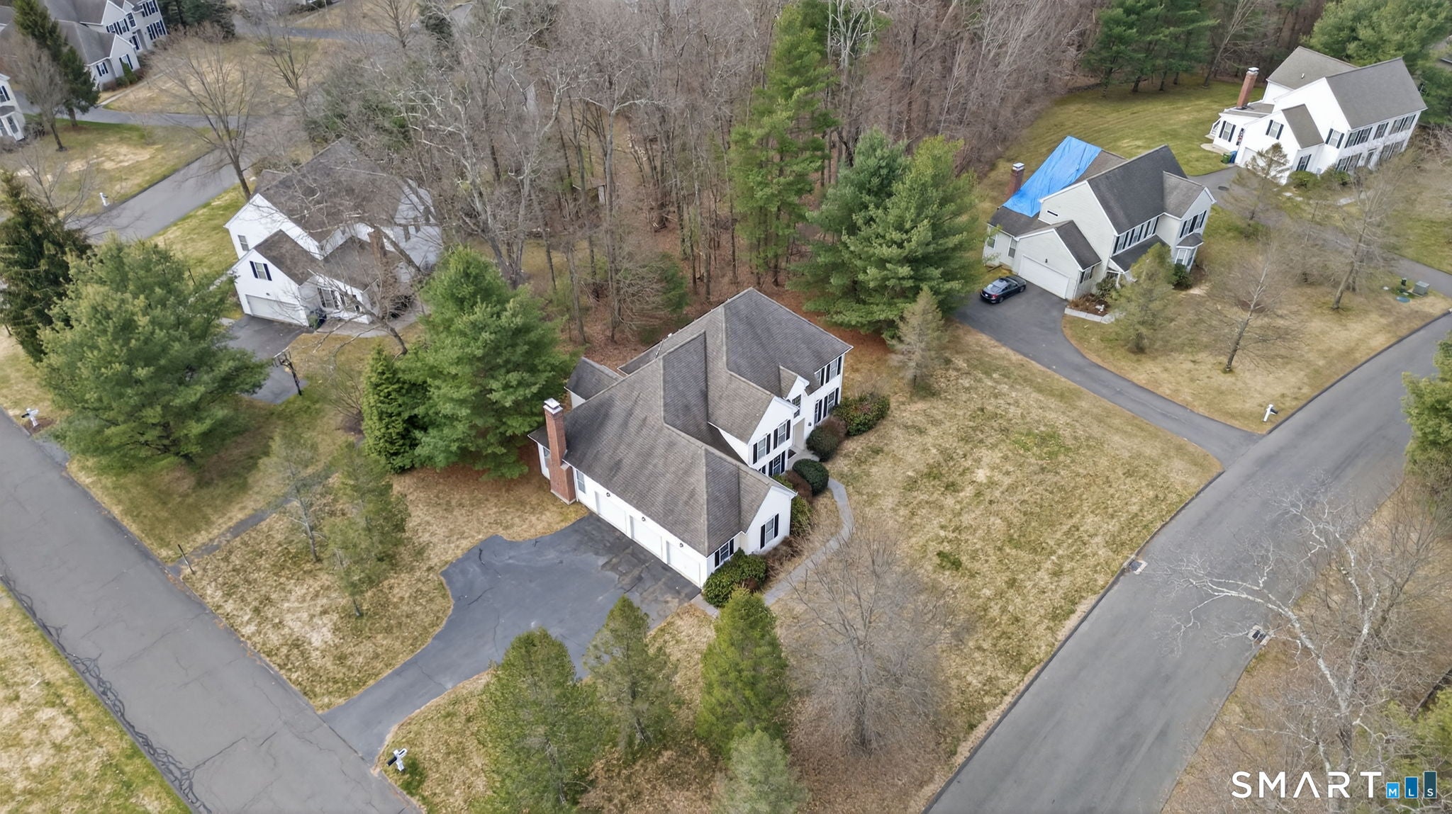 Avon, Connecticut, 06001, United States, 4 Bedrooms Bedrooms, ,5 BathroomsBathrooms,Residential,For Sale,2041148