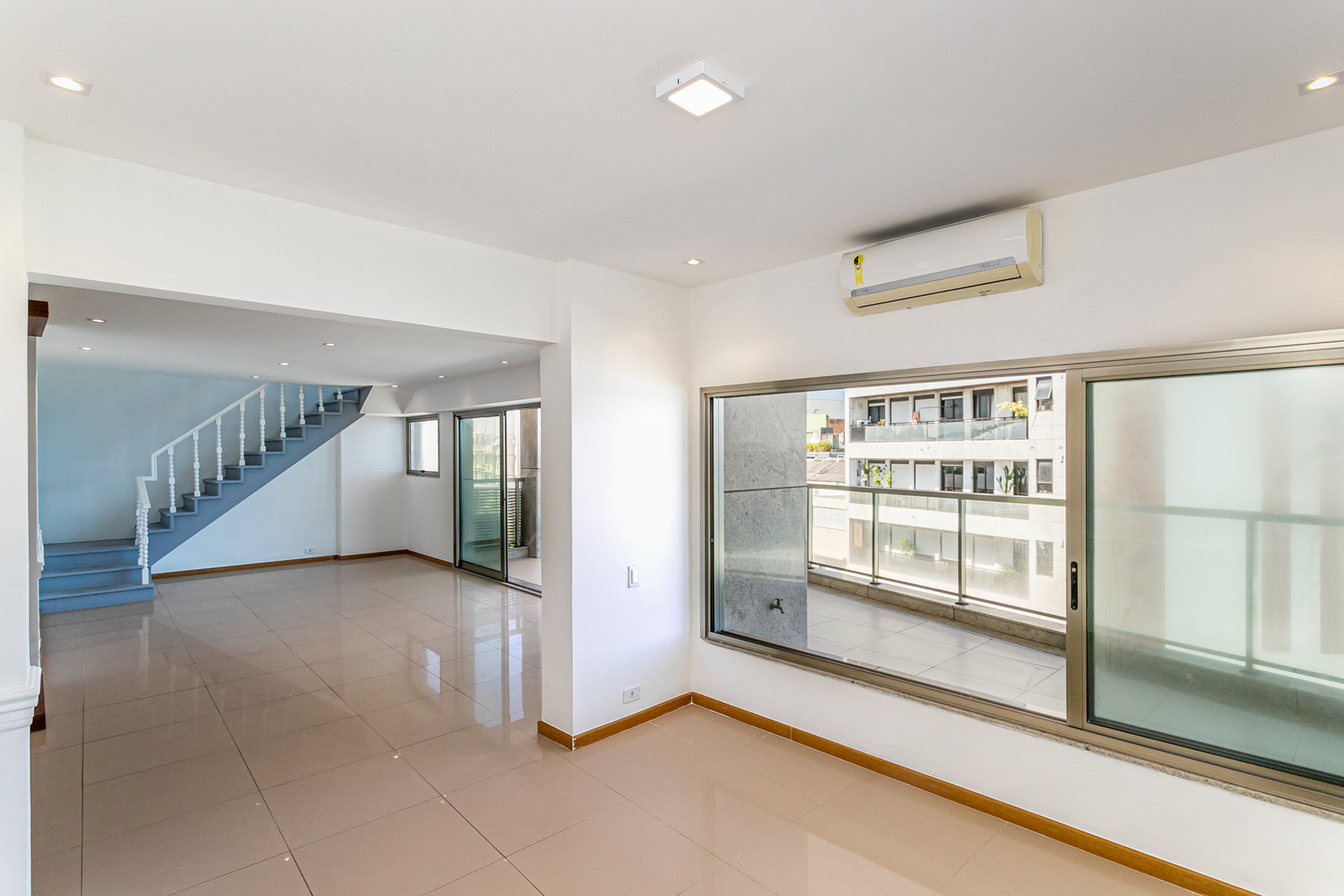  Duplex Penthouse with Panoramic Ocean View in Ipanema - 物件實景