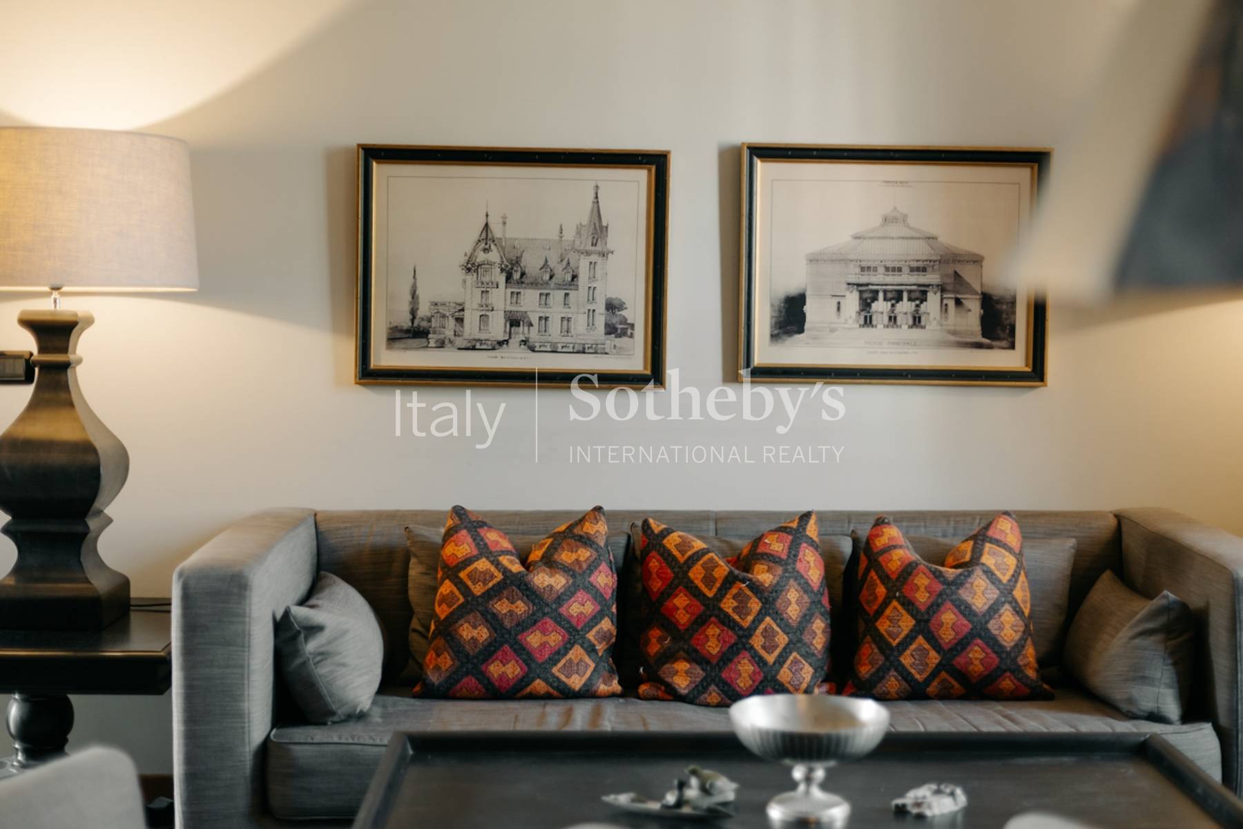  Elegant Liberty-Style Apartment on Via Monte Zebio - 物件實景