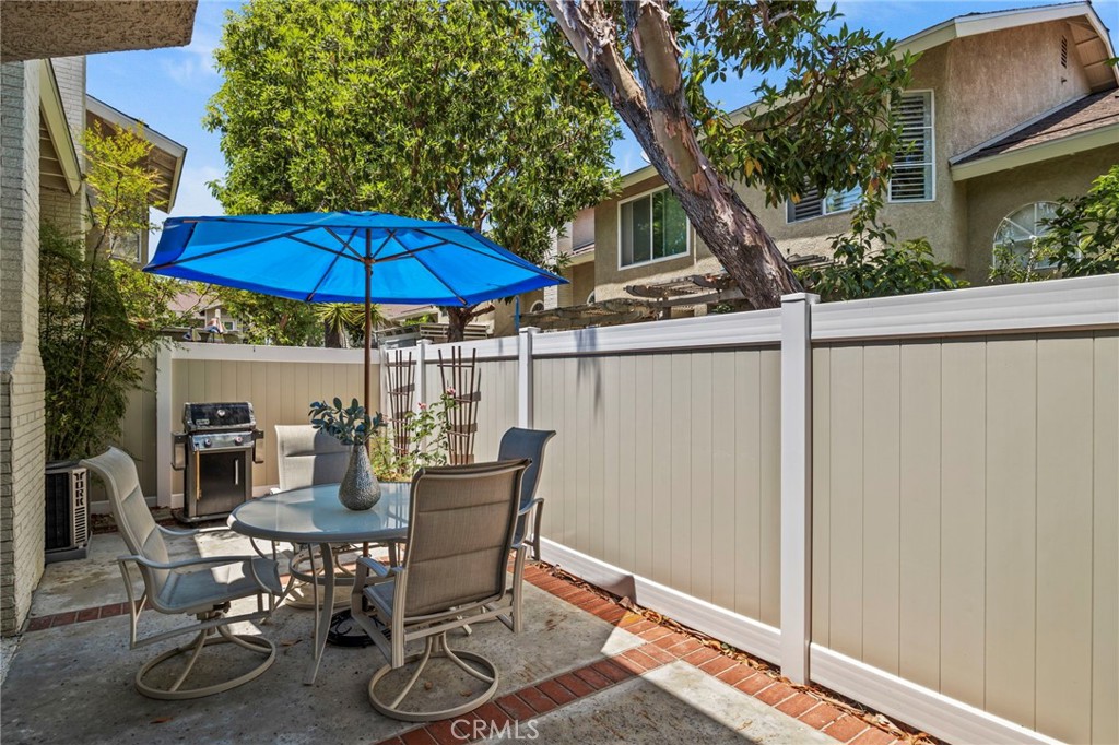 26295 Lily Glen #22, Lake Forest, California, 92630, United States, 3 Bedrooms Bedrooms, ,3 BathroomsBathrooms,Residential,For Sale,26295 Lily Glen #22,1570994