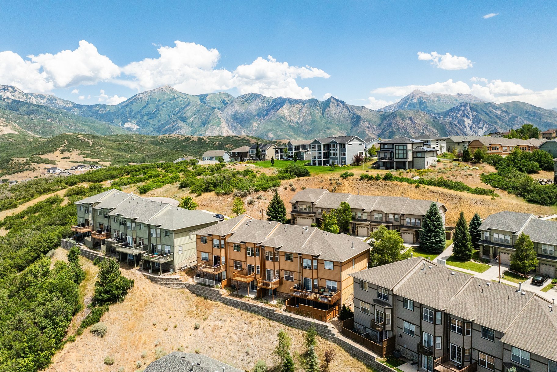  Suncrest Townhouse with Impeccable Valley Views - 物件實景