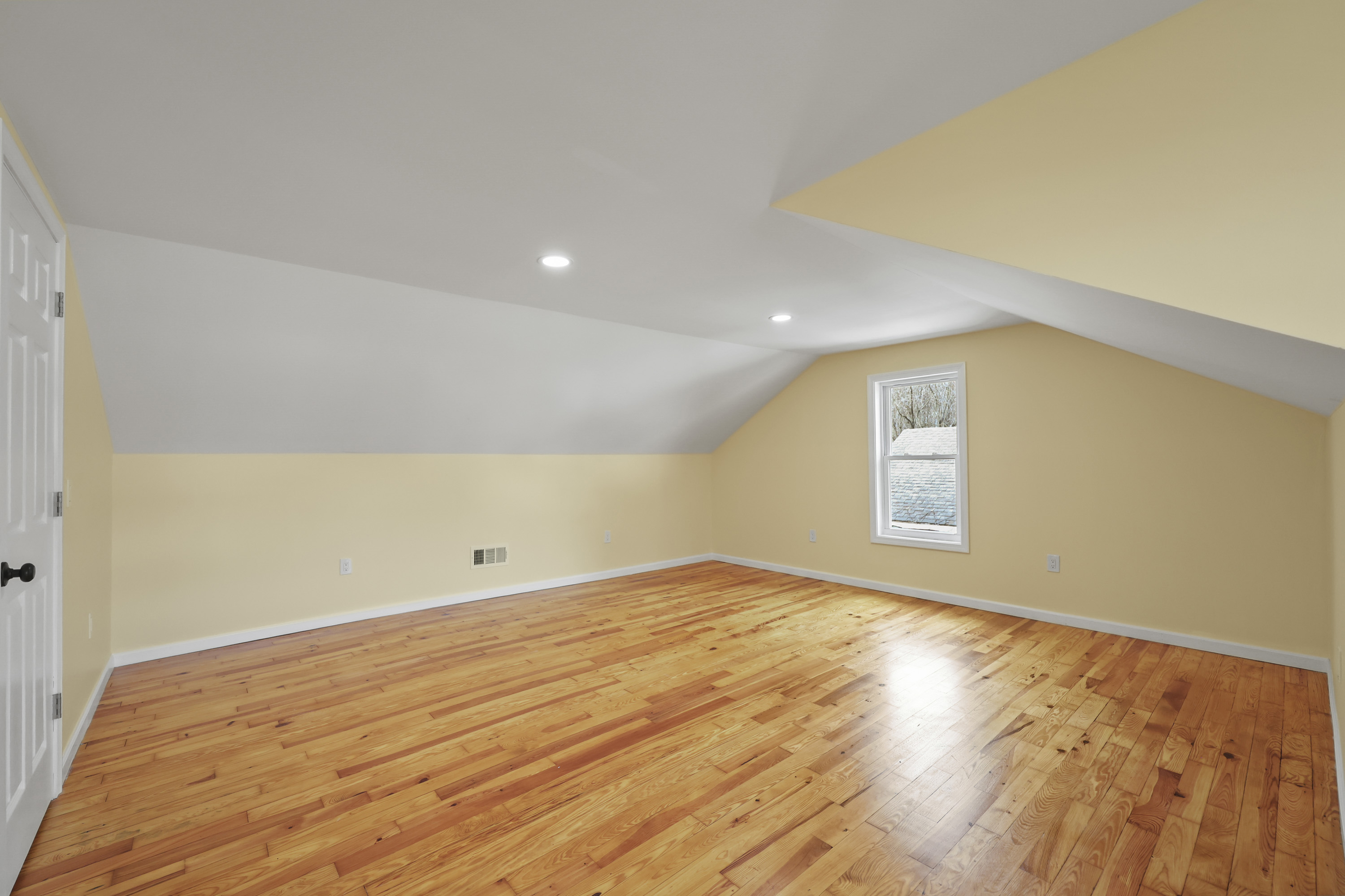  Freshly Remodeled Open Floor Plan - 物件實景