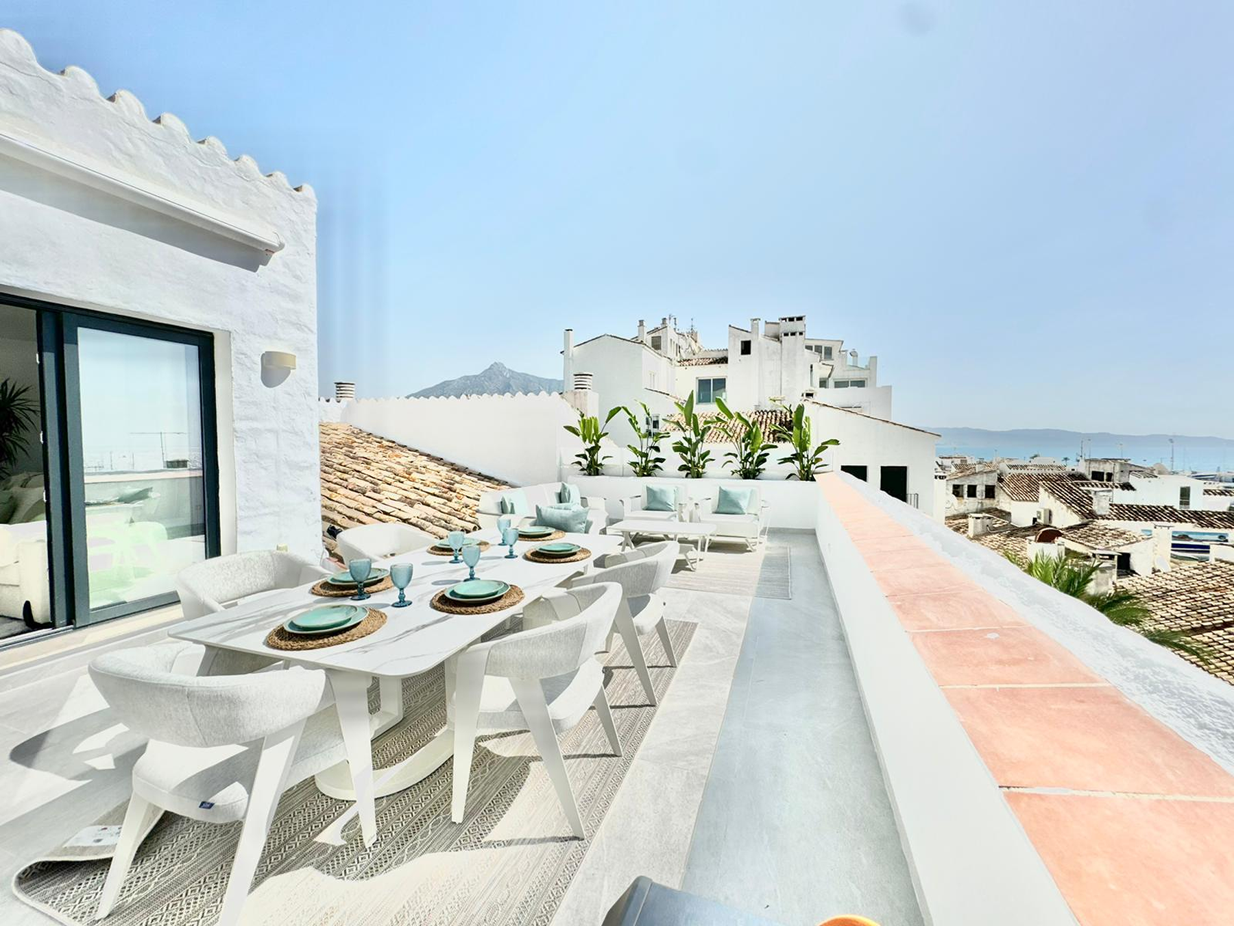  Renovated Puerto Banús penthouse with expansive terrace - 物件實景
