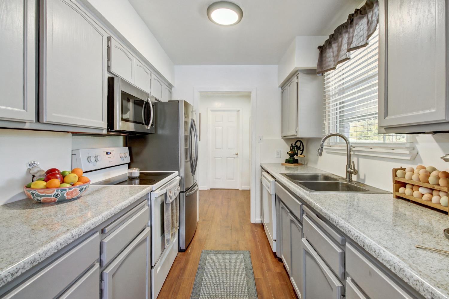 Wilton, California, 95693, United States, 3 Bedrooms Bedrooms, ,2 BathroomsBathrooms,Residential,For Sale,1901221