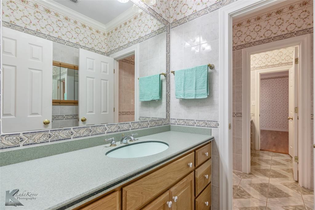 Abilene, Texas, 79602, United States, 3 Bedrooms Bedrooms, ,2 BathroomsBathrooms,Residential,For Sale,1848196