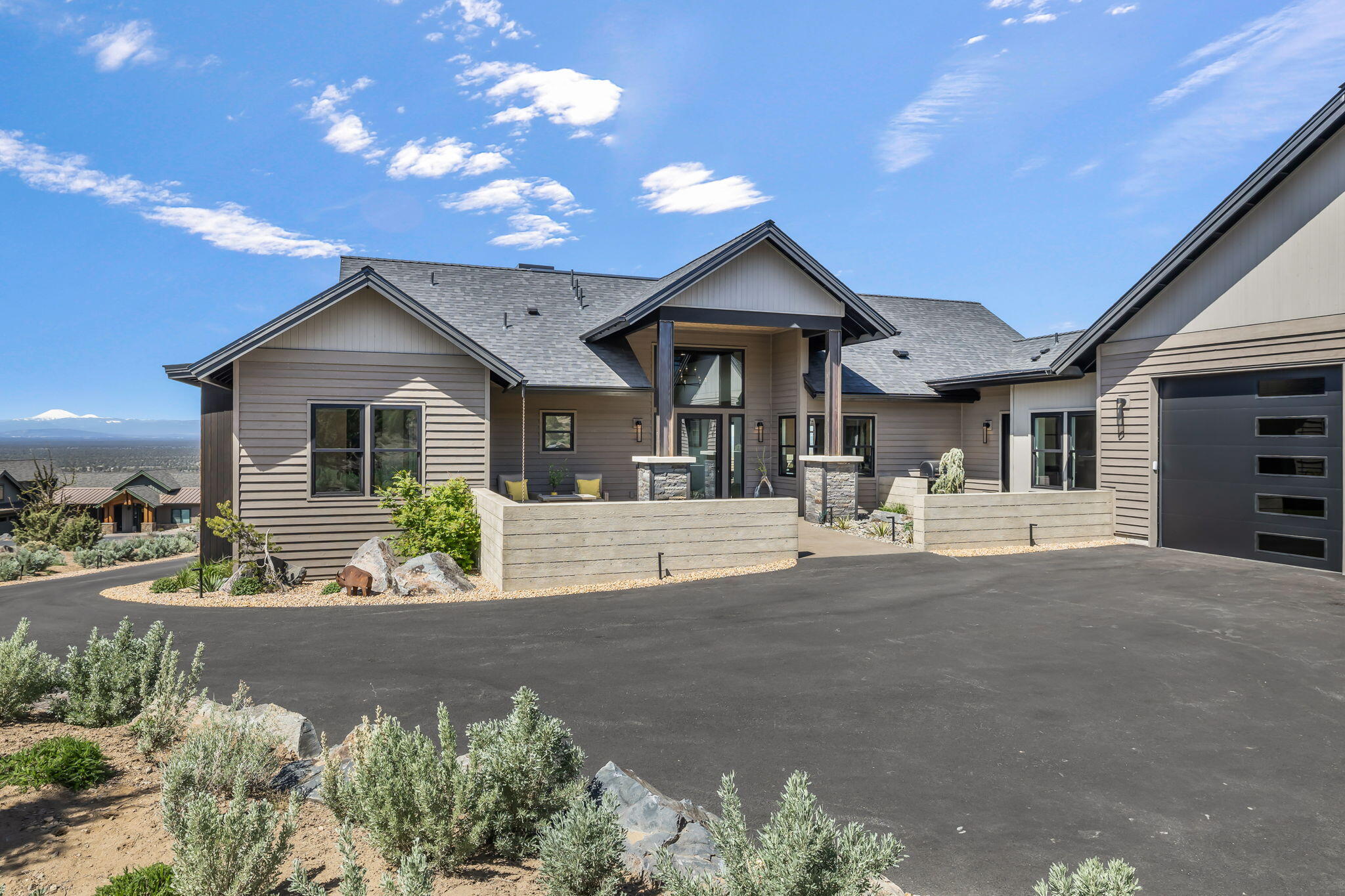 Powell Butte, Oregon, 97753, United States, 4 Bedrooms Bedrooms, ,5 BathroomsBathrooms,Residential,For Sale,1804820