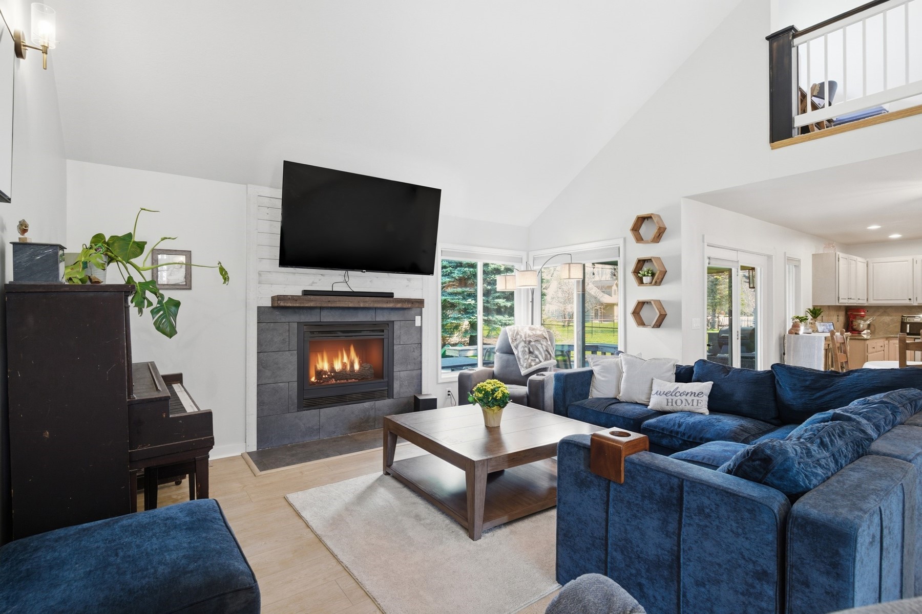  611 Ponder Point Dr - 物件實景