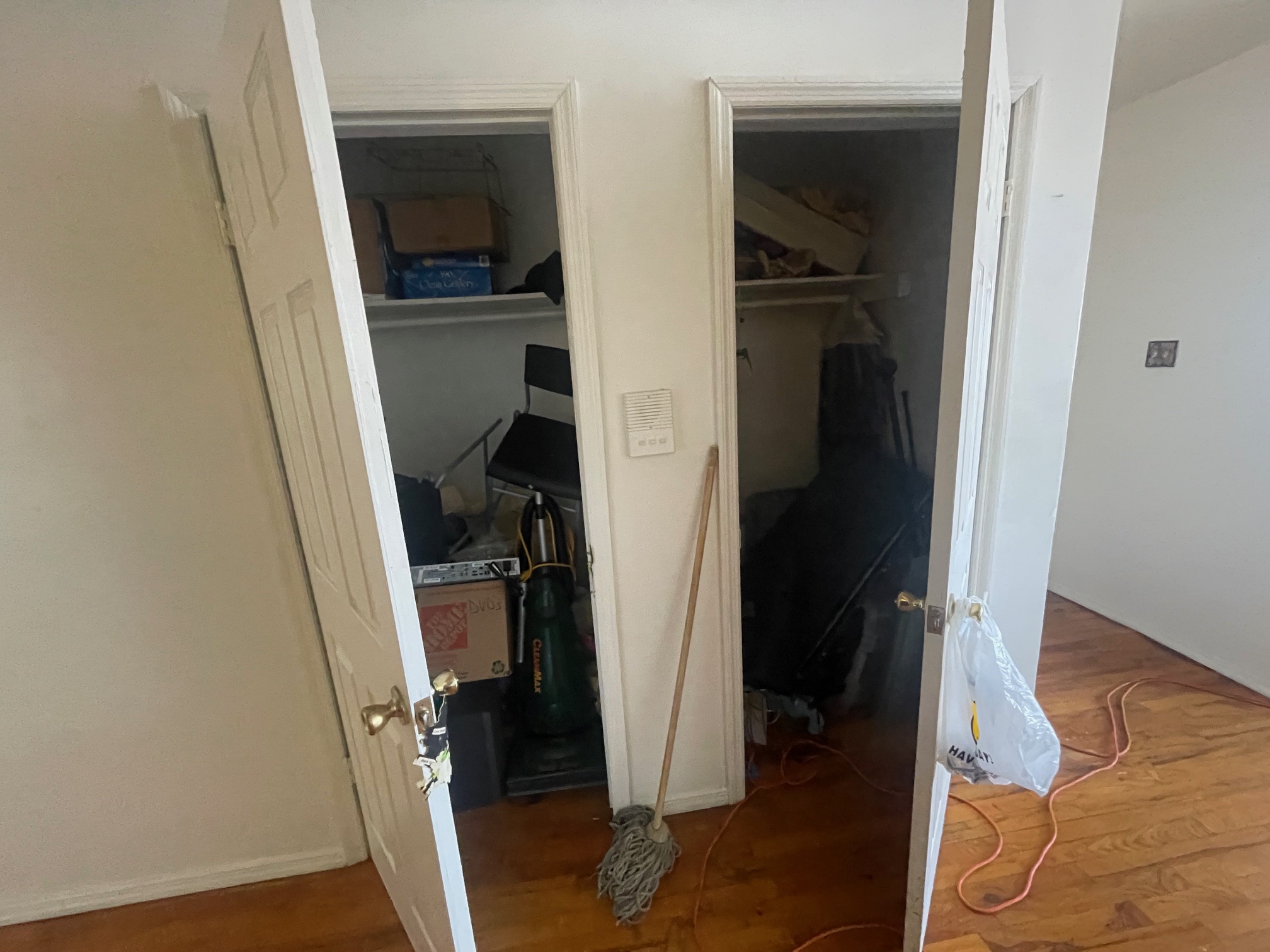 Far Rockaway, New York, 11691, United States, 8 Bedrooms Bedrooms, ,5 BathroomsBathrooms,Residential,For Sale,1730801