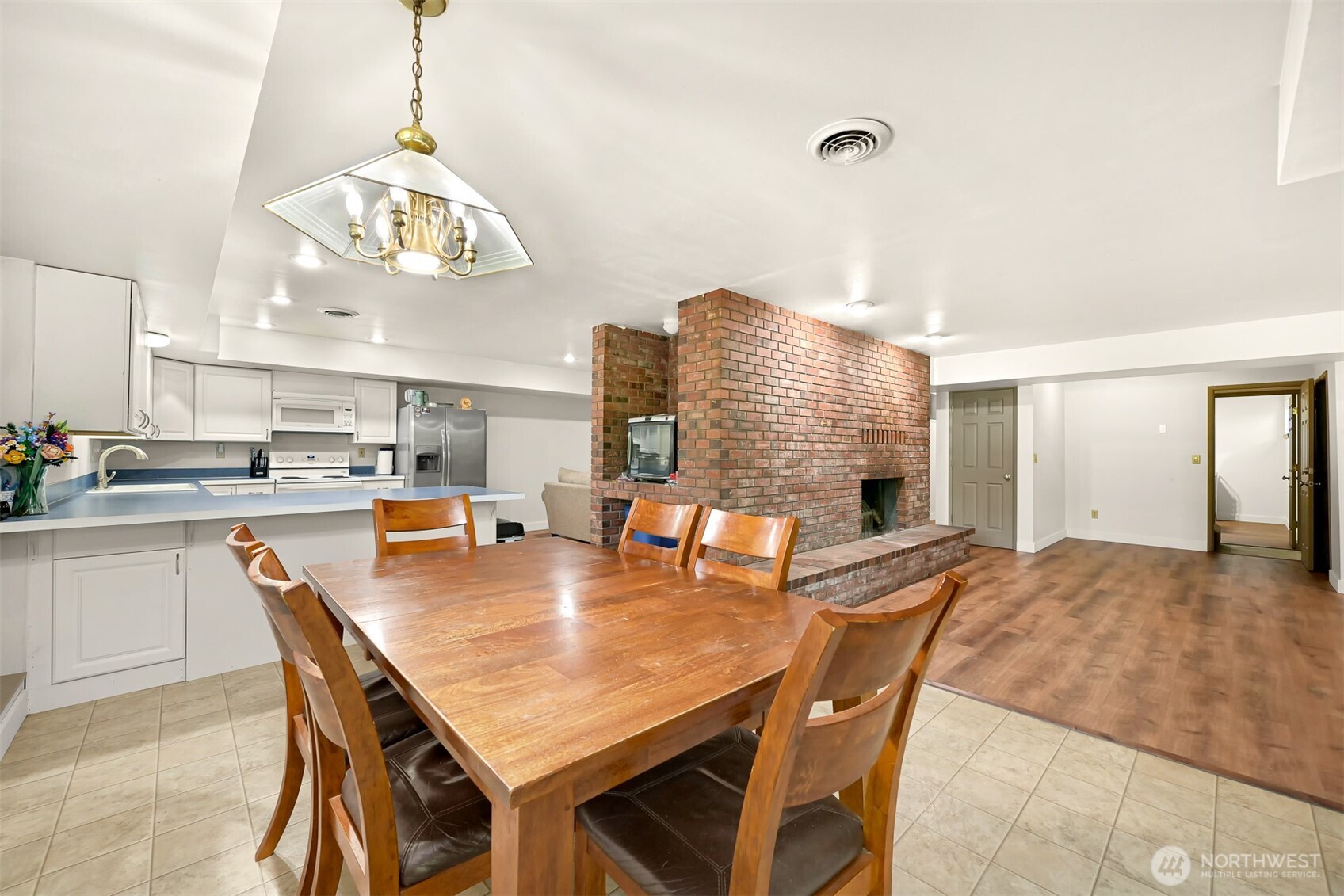 Ferndale, Washington, 98248, United States, 4 Bedrooms Bedrooms, ,3 BathroomsBathrooms,Residential,For Sale,1901183