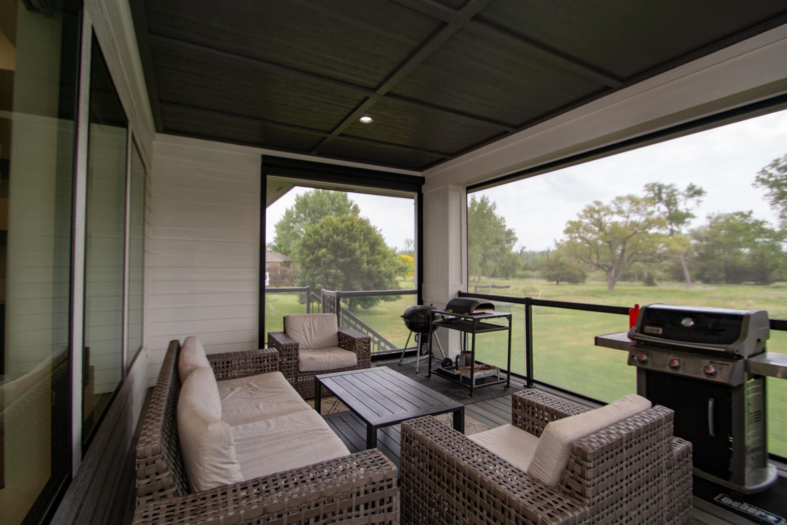 Jefferson, South Dakota, 57038, United States, 6 Bedrooms Bedrooms, ,3 BathroomsBathrooms,Residential,For Sale,1978978