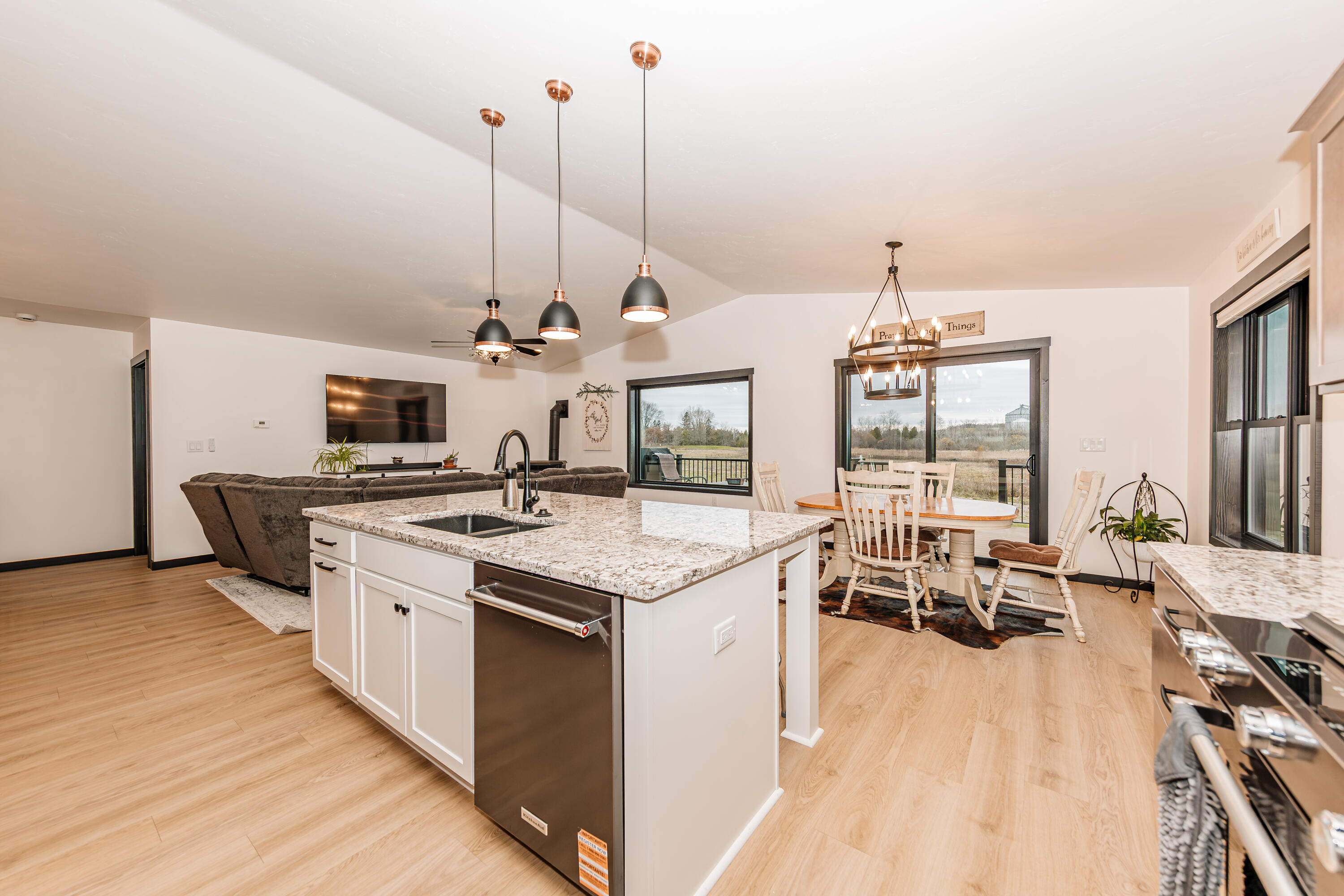 Random Lake, Wisconsin, 53075, United States, 3 Bedrooms Bedrooms, ,2 BathroomsBathrooms,Residential,For Sale,1990952