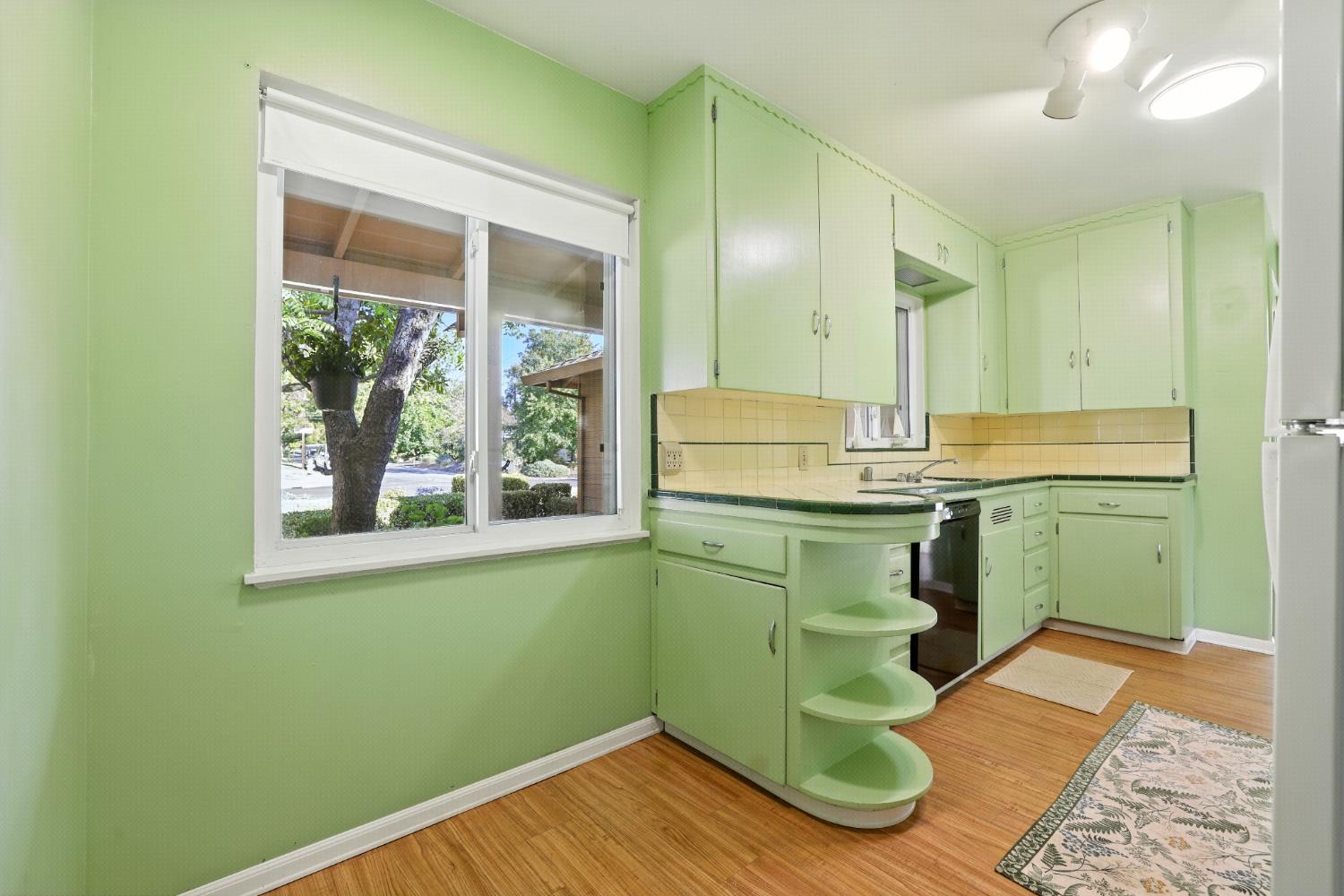 Sacramento, California, 95864, United States, 3 Bedrooms Bedrooms, ,2 BathroomsBathrooms,Residential,For Sale,1926285