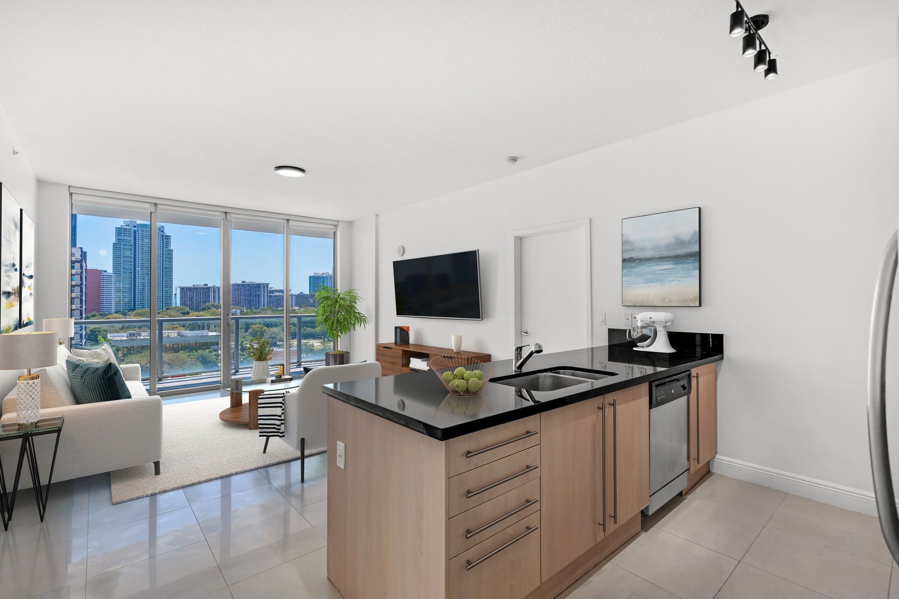 79 Sw 12th St,Miami, FL, 33130 