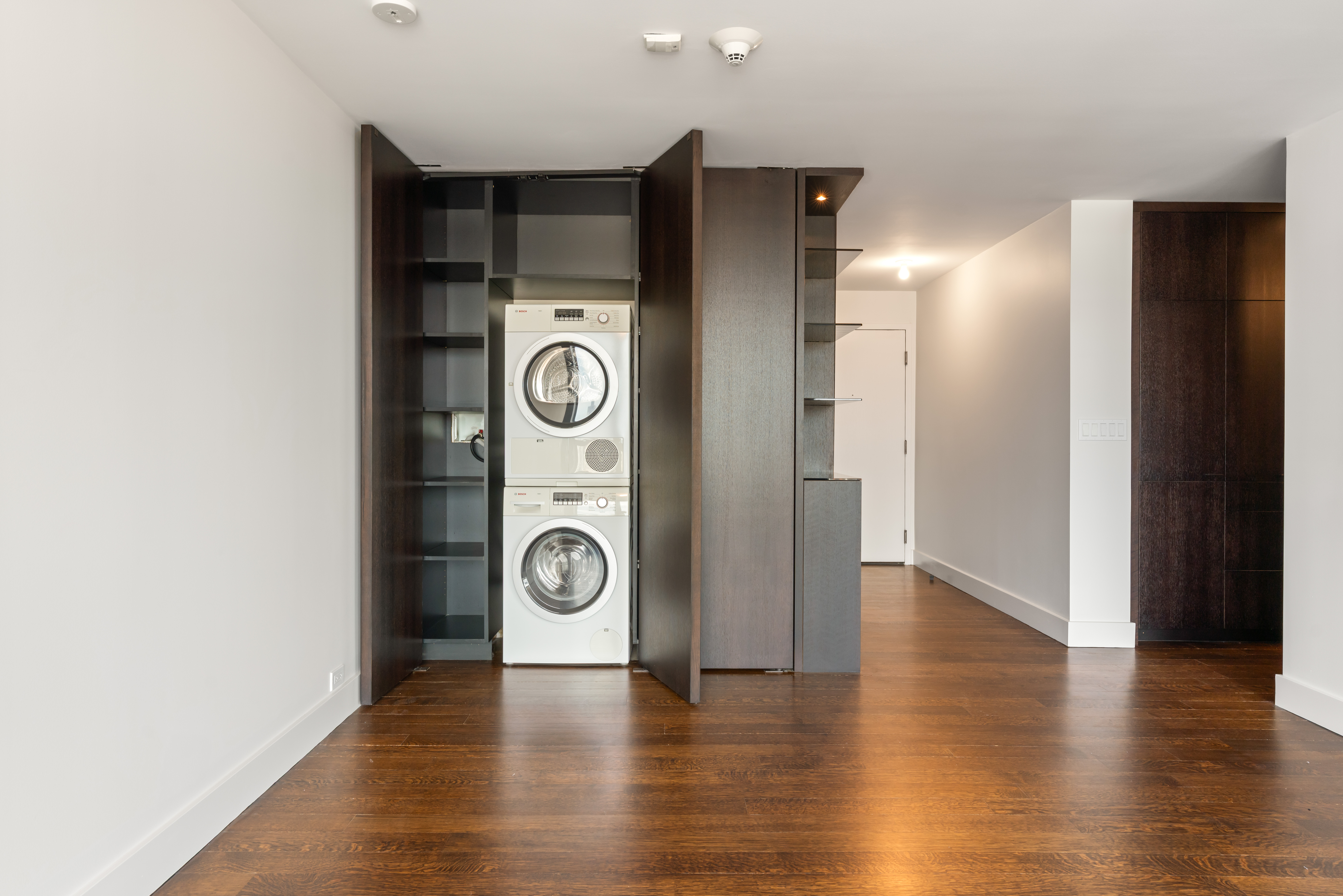  Fully Renovated Condo in the Gold Coast - 物件實景