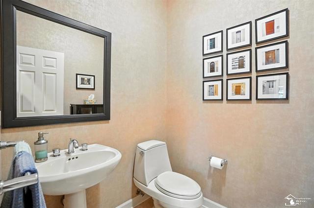 MONROE, Michigan, 48162, United States, 4 Bedrooms Bedrooms, ,7 BathroomsBathrooms,Residential,For Sale,1995576