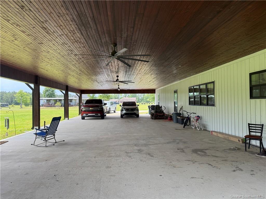 Dequincy, Louisiana, 70633, United States, 5 Bedrooms Bedrooms, ,3 BathroomsBathrooms,Residential,For Sale,1806422