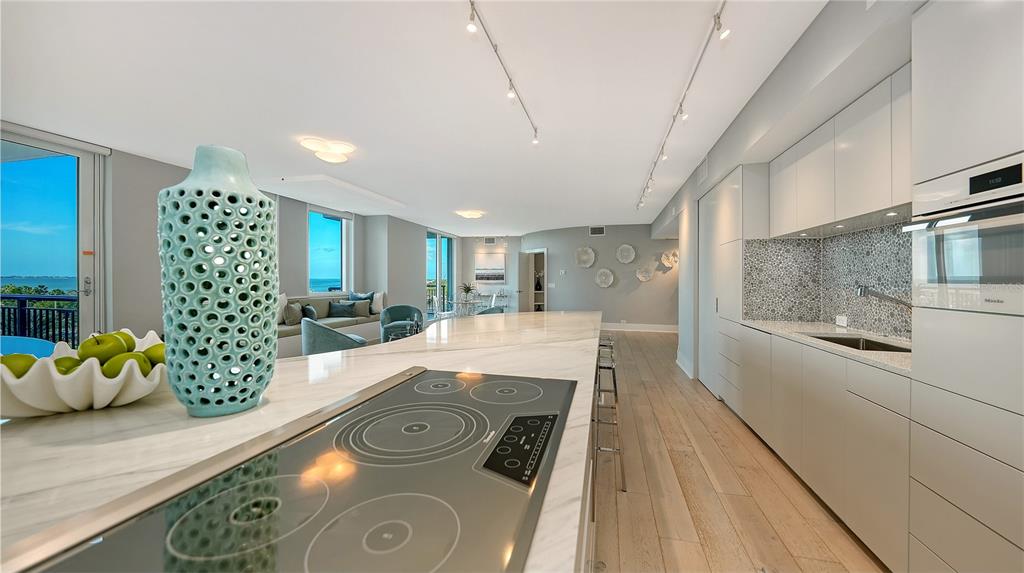 Sarasota, Florida, 34236, United States, 3 Bedrooms Bedrooms, ,4 BathroomsBathrooms,Residential,For Sale,1996968