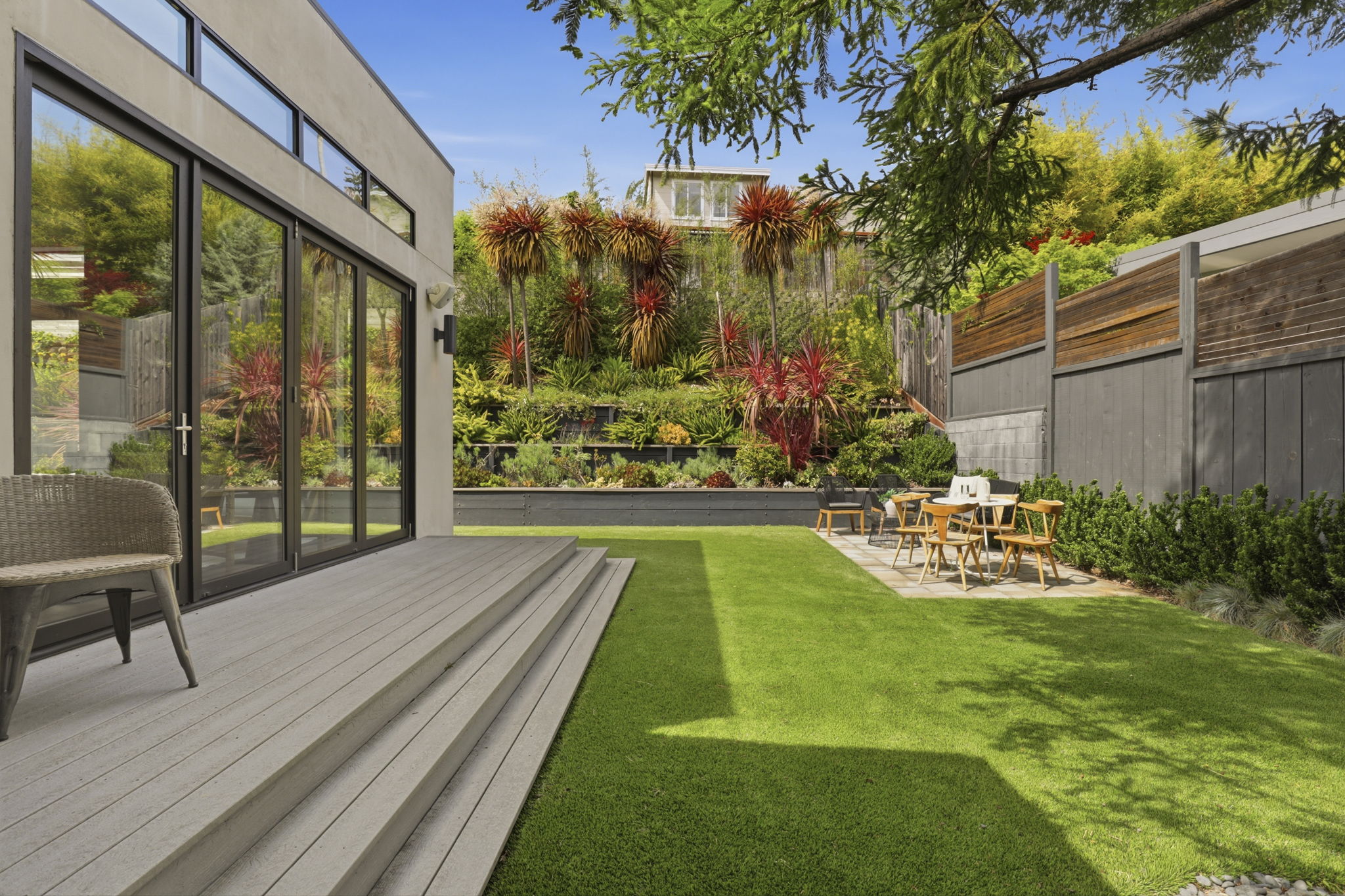  Modern Indoor-Outdoor Living Meets Unbeatable Walkability in Strawberry - 物件實景