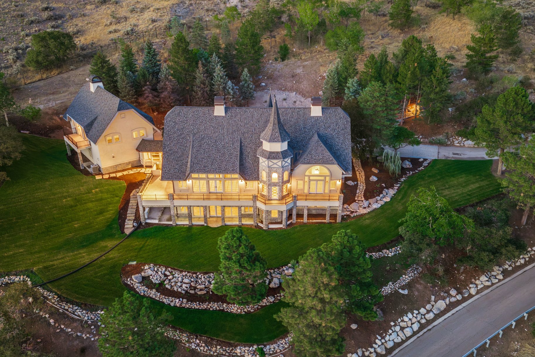  European Estate with Huge Views of the Valley - 物件實景
