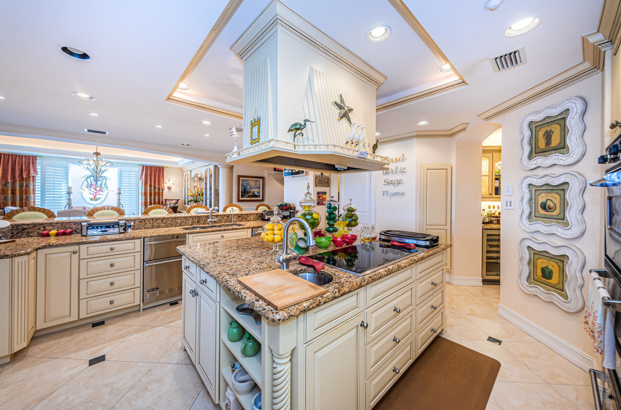 ST Pete Beach, Florida, 33706, United States, 3 Bedrooms Bedrooms, ,4 BathroomsBathrooms,Residential,For Sale,1810563