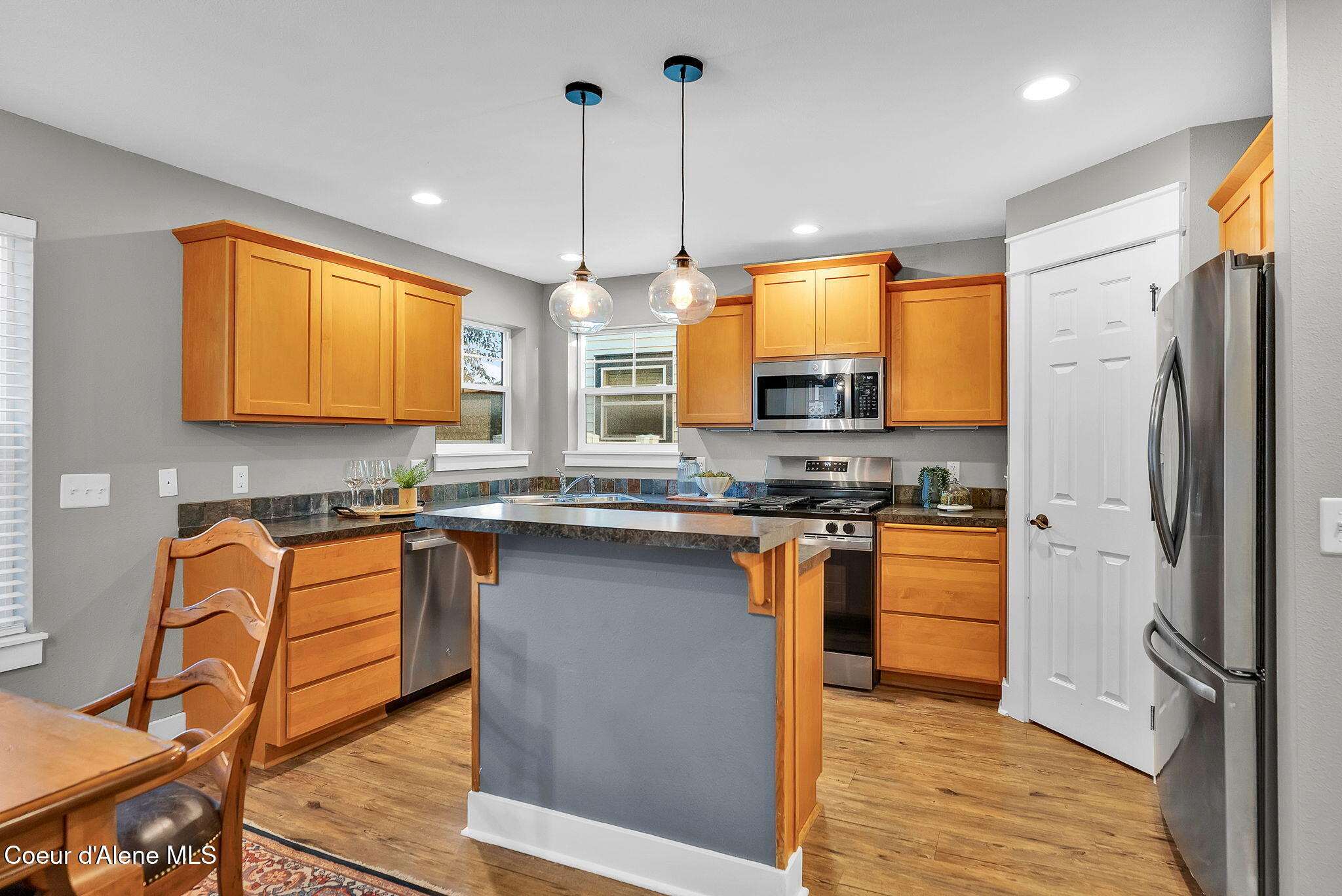 Coeur D'alene, Idaho, 83815, United States, 3 Bedrooms Bedrooms, ,2 BathroomsBathrooms,Residential,For Sale,1965651