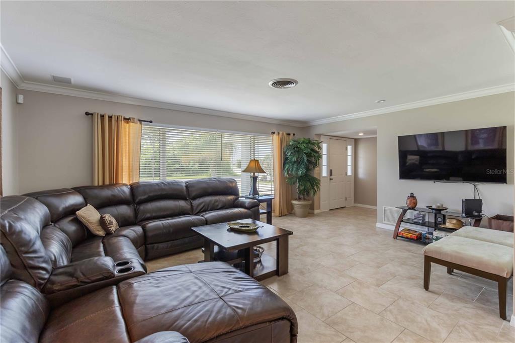 Englewood, Florida, 34223, United States, 3 Bedrooms Bedrooms, ,2 BathroomsBathrooms,Residential,For Sale,1947335