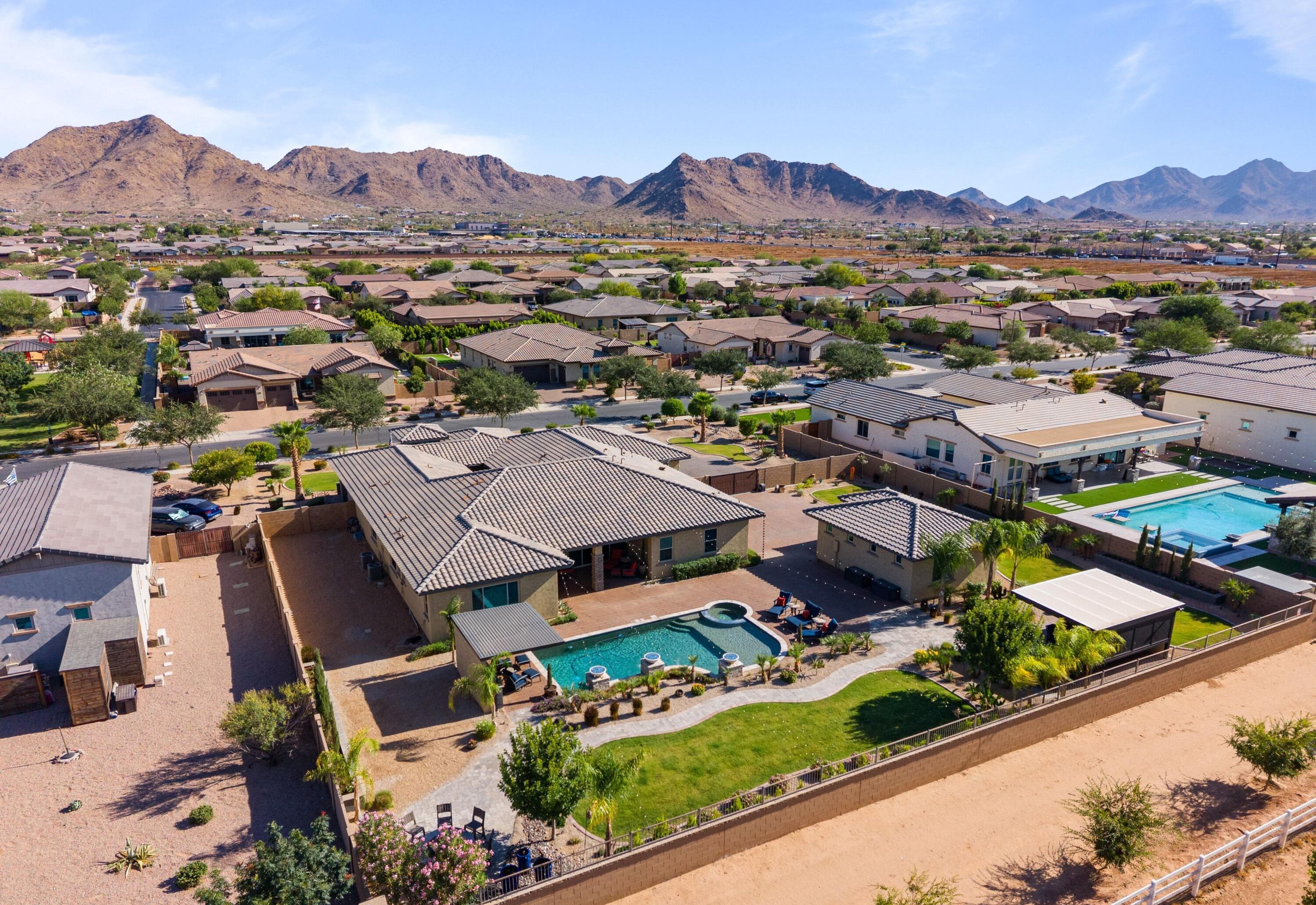  21022 East Aquarius Way  Queen Creek, AZ - 物件實景