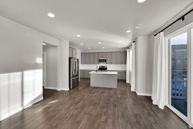 Kamas, Utah, 84036, United States, 3 Bedrooms Bedrooms, ,3 BathroomsBathrooms,Residential,For Sale,2013500