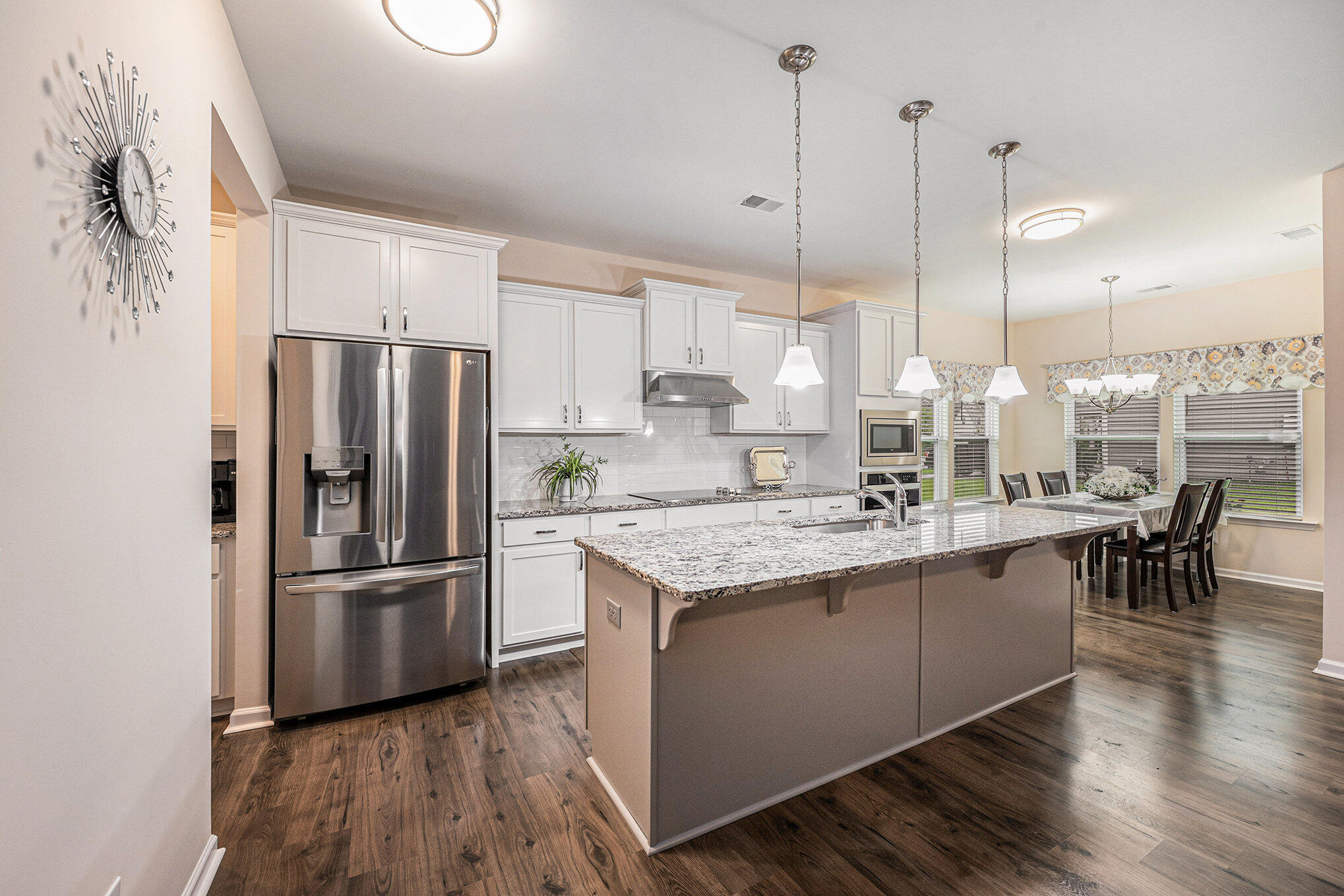 Summerville, South Carolina, 29486, United States, 4 Bedrooms Bedrooms, ,3 BathroomsBathrooms,Residential,For Sale,1882681