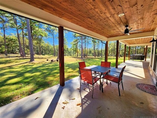 Tahlequah, Oklahoma, 74464, United States, 4 Bedrooms Bedrooms, ,4 BathroomsBathrooms,Residential,For Sale,1984008