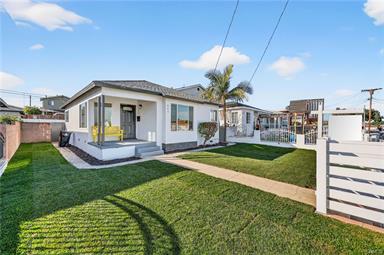 Wilmington, California, 90744, United States, 2 Bedrooms Bedrooms, ,1 BathroomBathrooms,Residential,For Sale,2011715