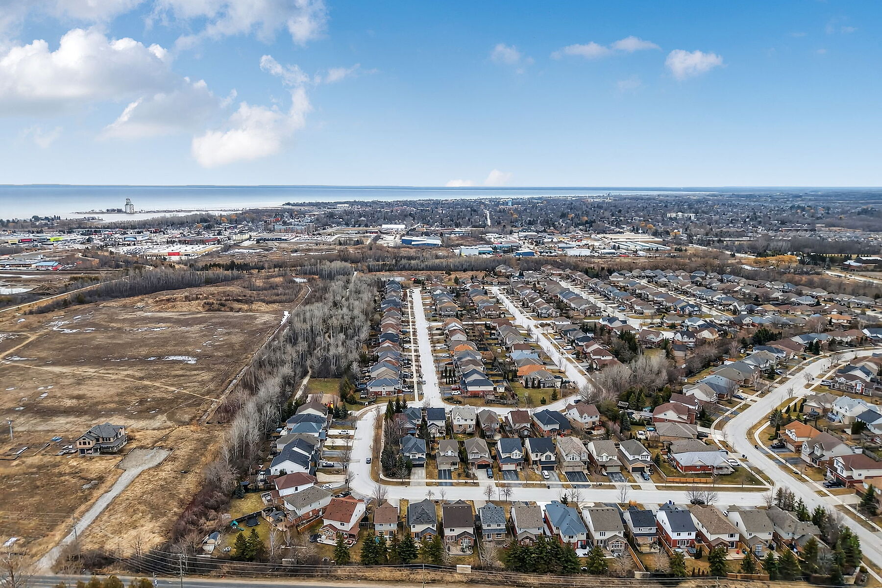  Family Oriented Neighborhood - 物件實景