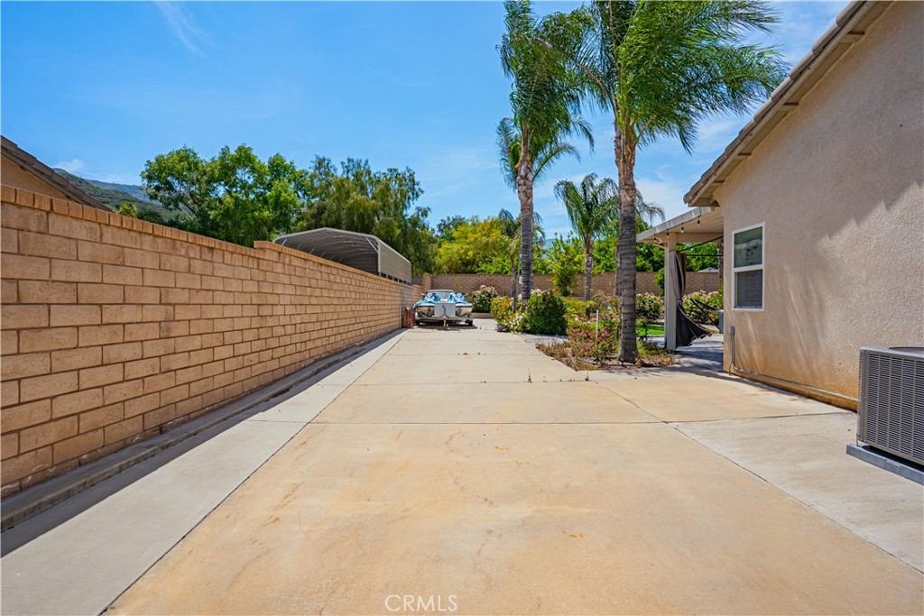 LAKE ELSINORE, California, 92530, United States, 5 Bedrooms Bedrooms, ,3 BathroomsBathrooms,Residential,For Sale,1828180
