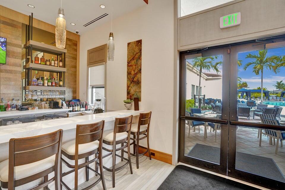 Delray Beach, Florida, 33446, United States, 4 Bedrooms Bedrooms, ,2 BathroomsBathrooms,Residential,For Sale,1898707