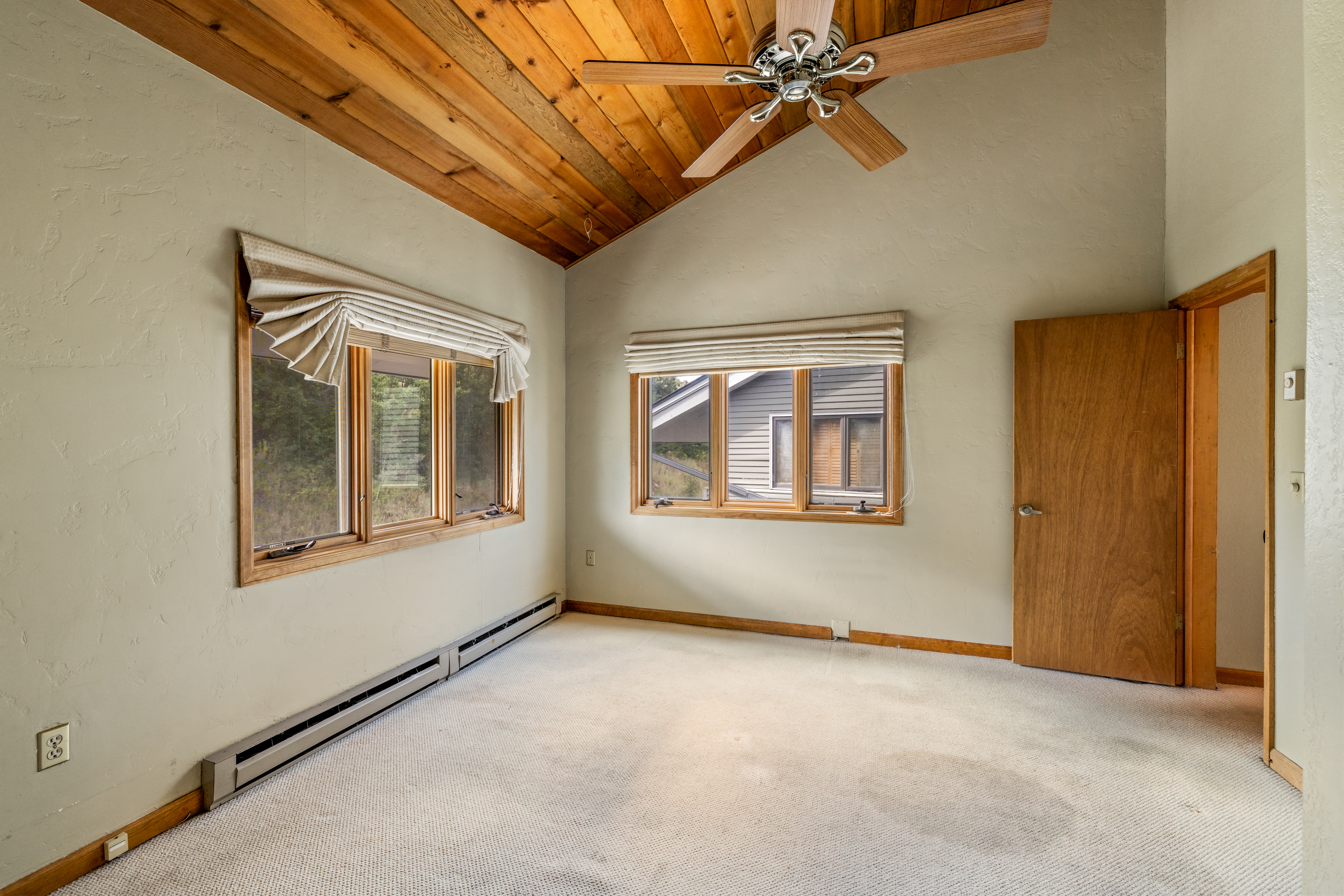  Spacious Columbine Townhome - 物件實景
