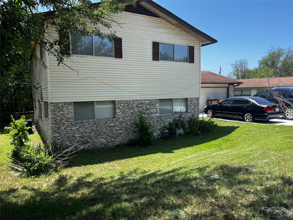 Austin, Texas, 78723, United States, 4 Bedrooms Bedrooms, ,3 BathroomsBathrooms,Residential,For Sale,1866971