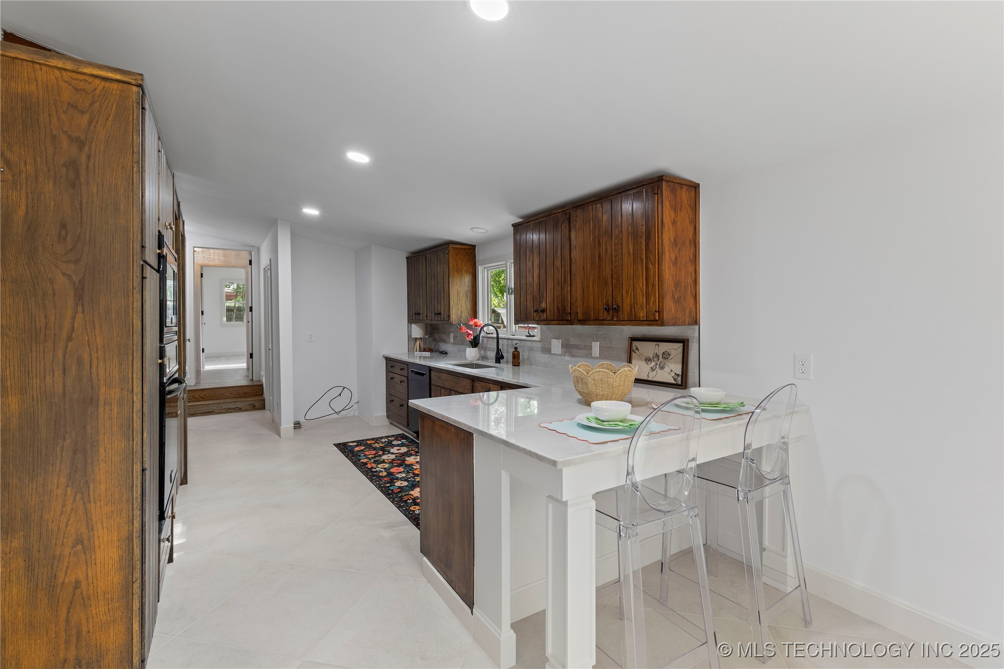 Tulsa, Oklahoma, 74105, United States, 4 Bedrooms Bedrooms, ,3 BathroomsBathrooms,Residential,For Sale,1848646