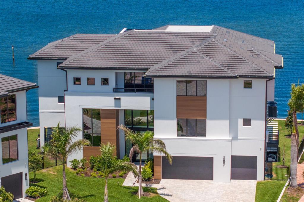St Petersburg, Florida, 33703, United States, 5 Bedrooms Bedrooms, ,6 BathroomsBathrooms,Residential,For Sale,1856126