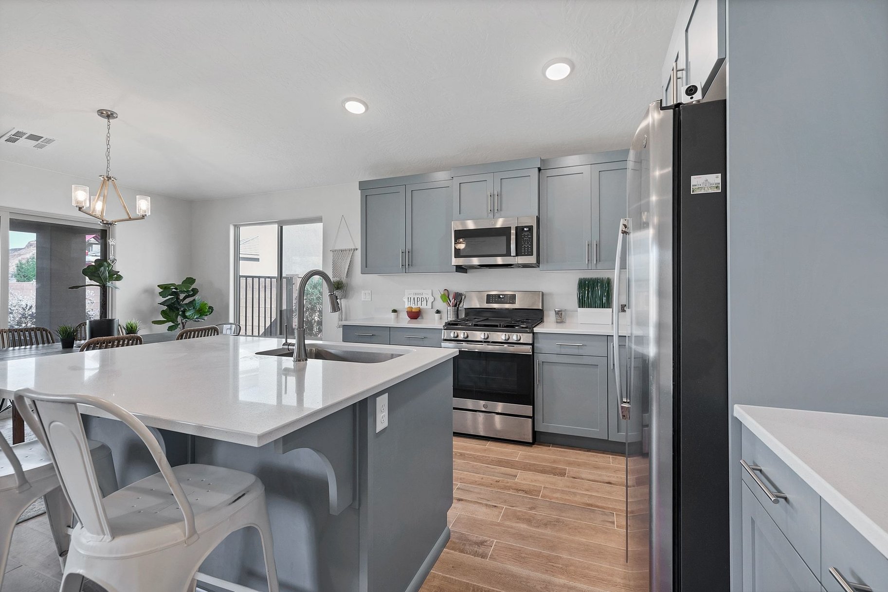  Stylish Single-Level Living with Designer Finishes - 物件實景