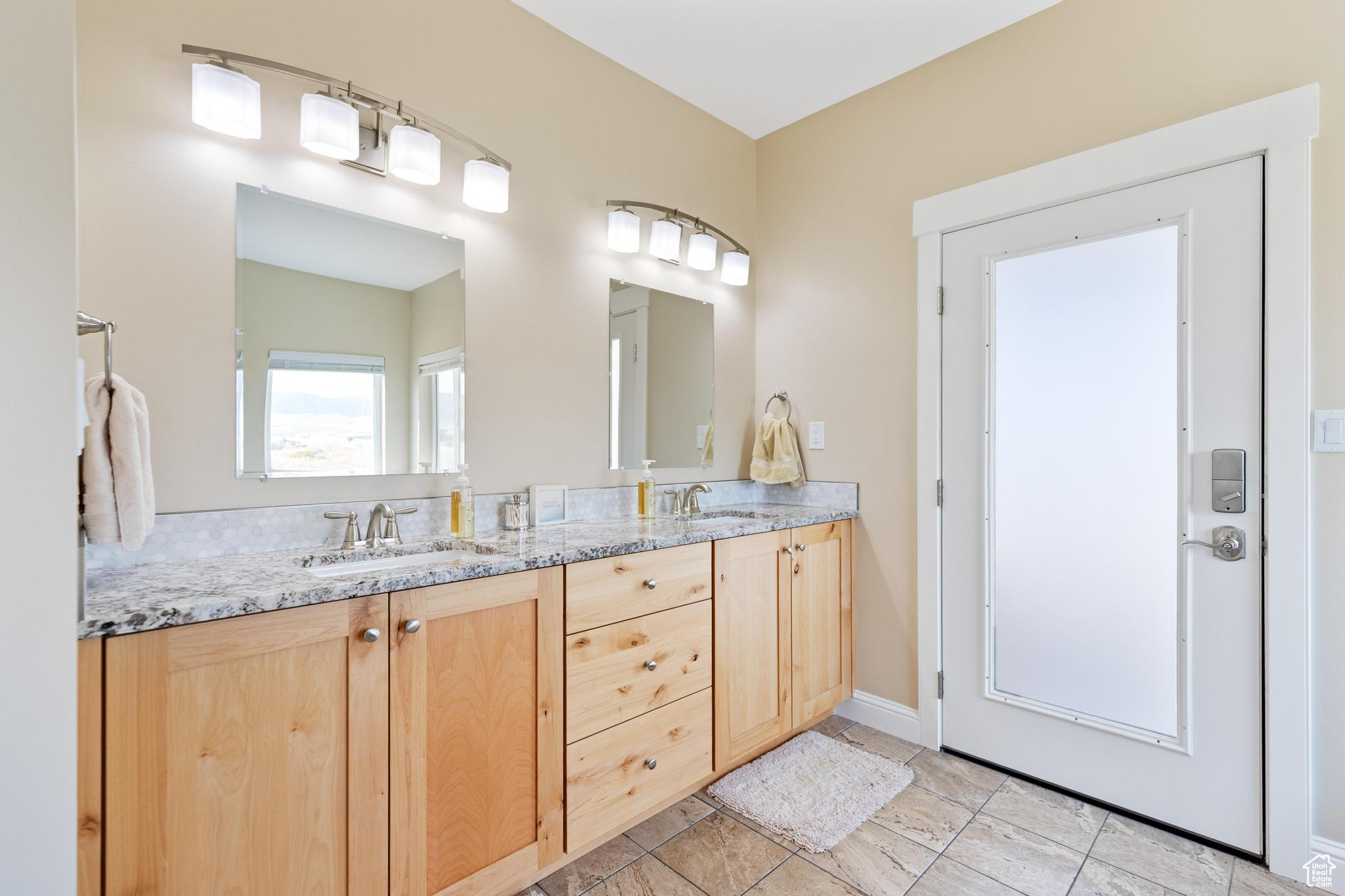 Downey, Idaho, 83234, United States, 3 Bedrooms Bedrooms, ,3 BathroomsBathrooms,Residential,For Sale,1943917