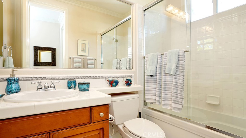 San Clemente, California, 92673, United States, 5 Bedrooms Bedrooms, ,5 BathroomsBathrooms,Residential,For Sale,1991366