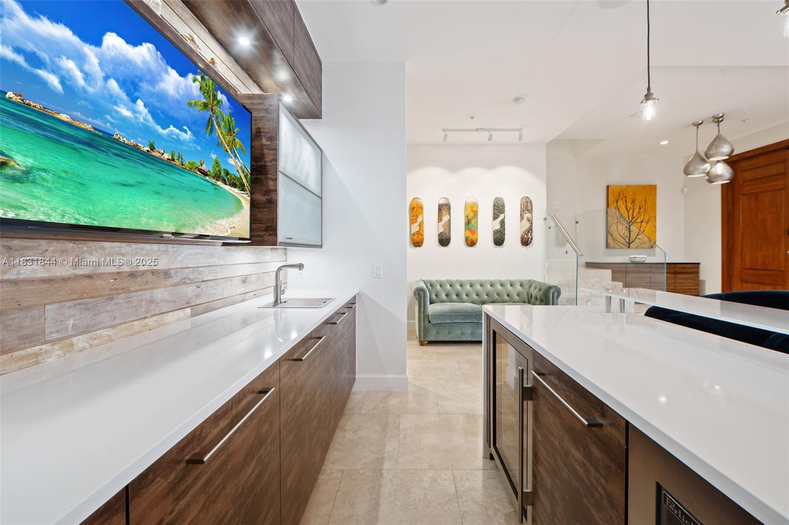 Miami, Florida, 33143, United States, 3 Bedrooms Bedrooms, ,4 BathroomsBathrooms,Residential,For Sale,1885416