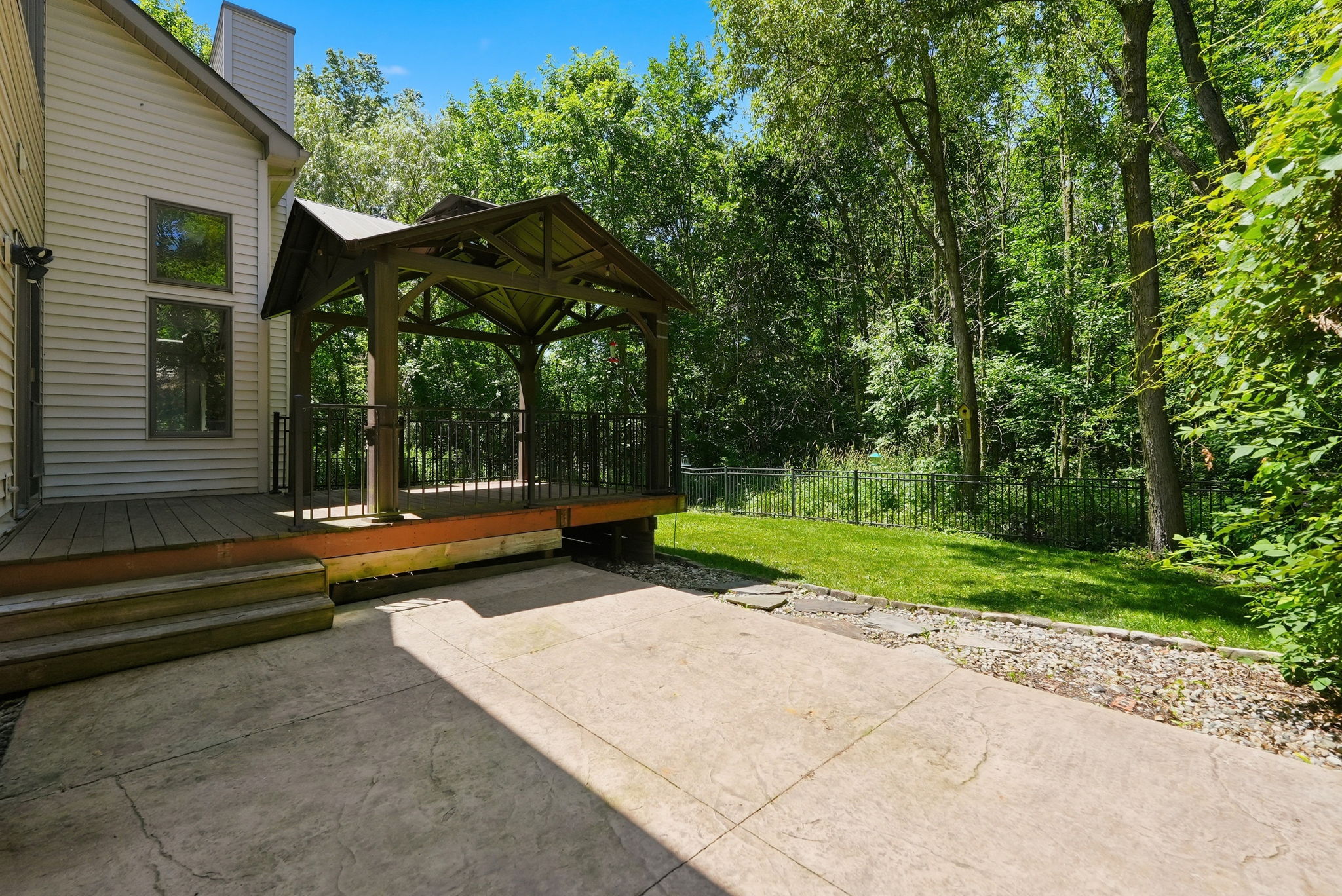  Excellent 3 Bedroom Home with Finished Basement in Fort Wayne - 物件實景