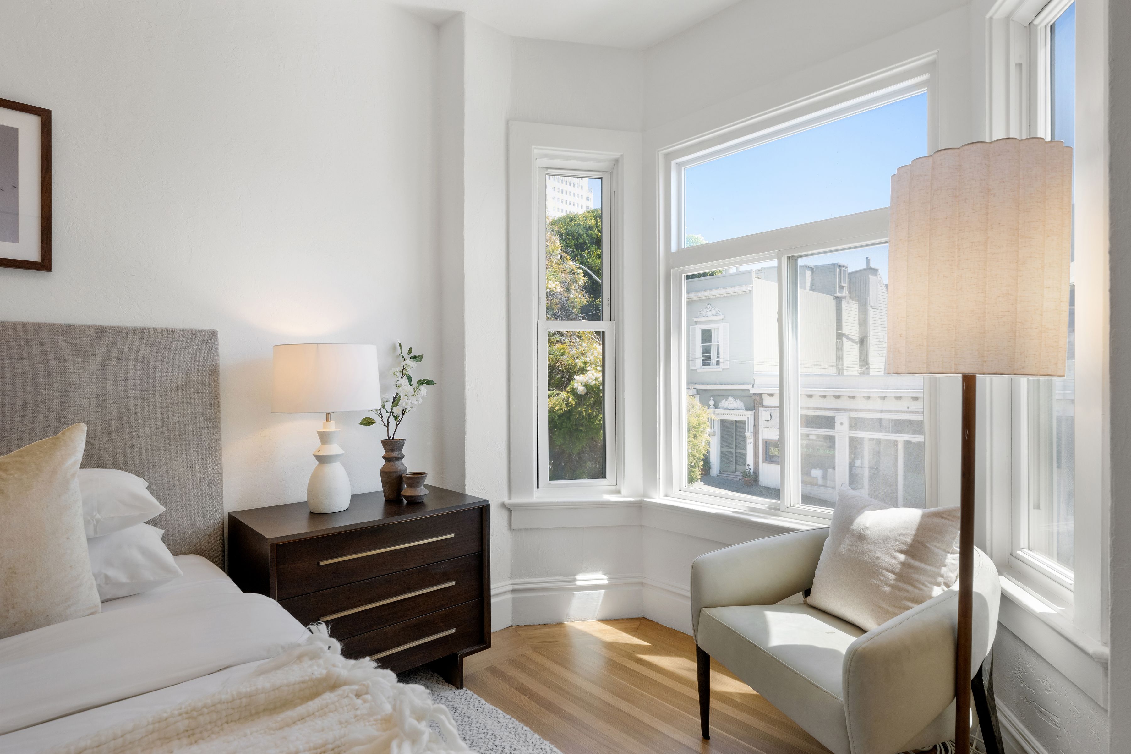 Classic Russian Hill Duplex - 物件實景
