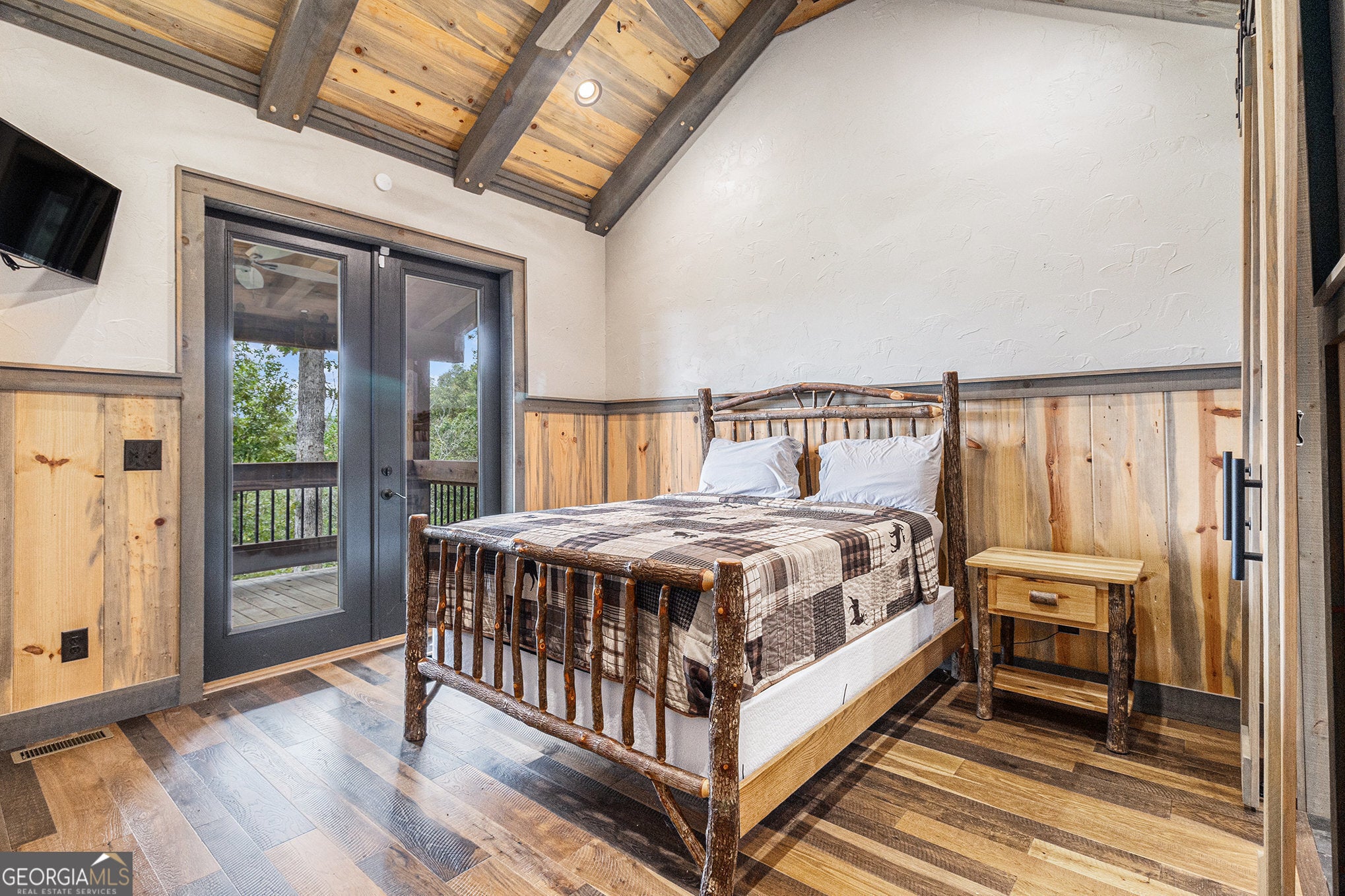 Ellijay, Georgia, 30540, United States, 5 Bedrooms Bedrooms, ,5 BathroomsBathrooms,Residential,For Sale,1952564